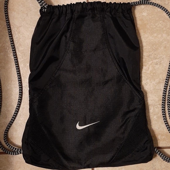 Nike backpack - Picture 4 of 11